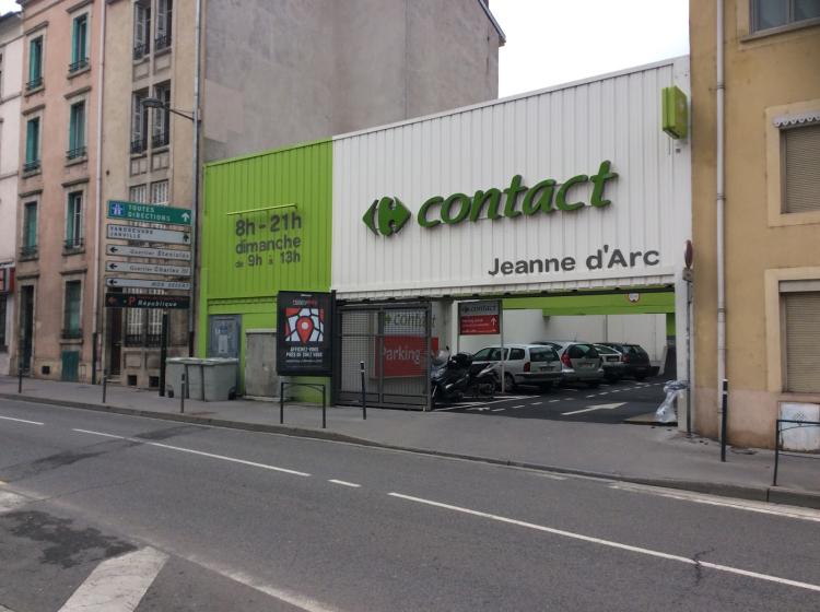 Carrefour Contact