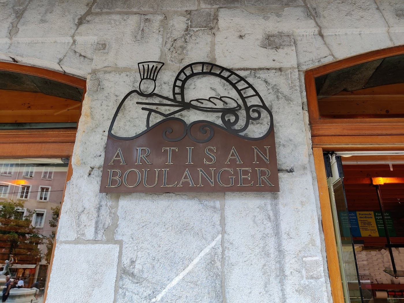 Artisan Boulanger Pâtissier "Bourbon Ets"