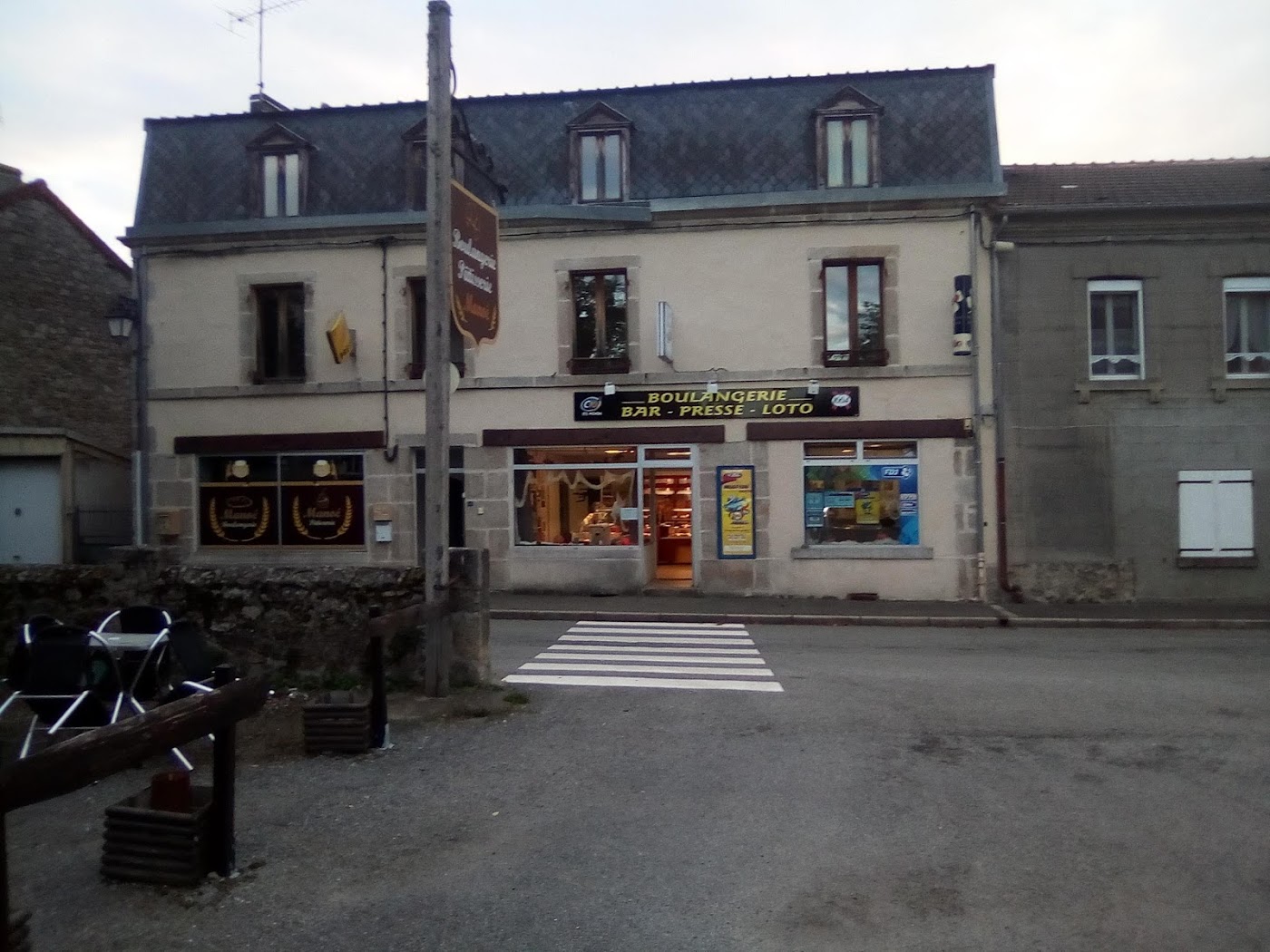 Boulangerie - Bar - Presse - Loto "Manoé"